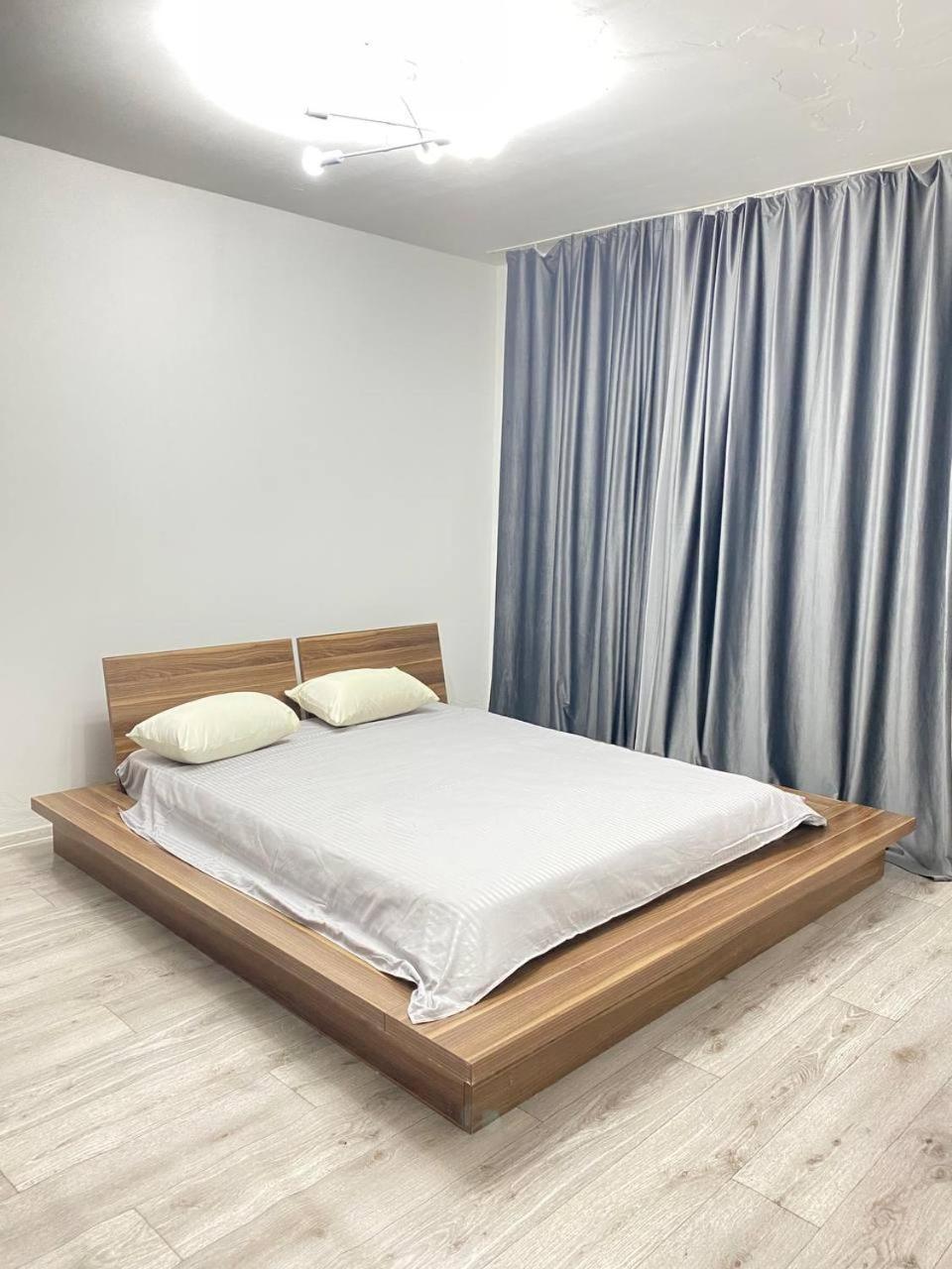 Квартира Для Большой Семьи Almaty Luaran gambar