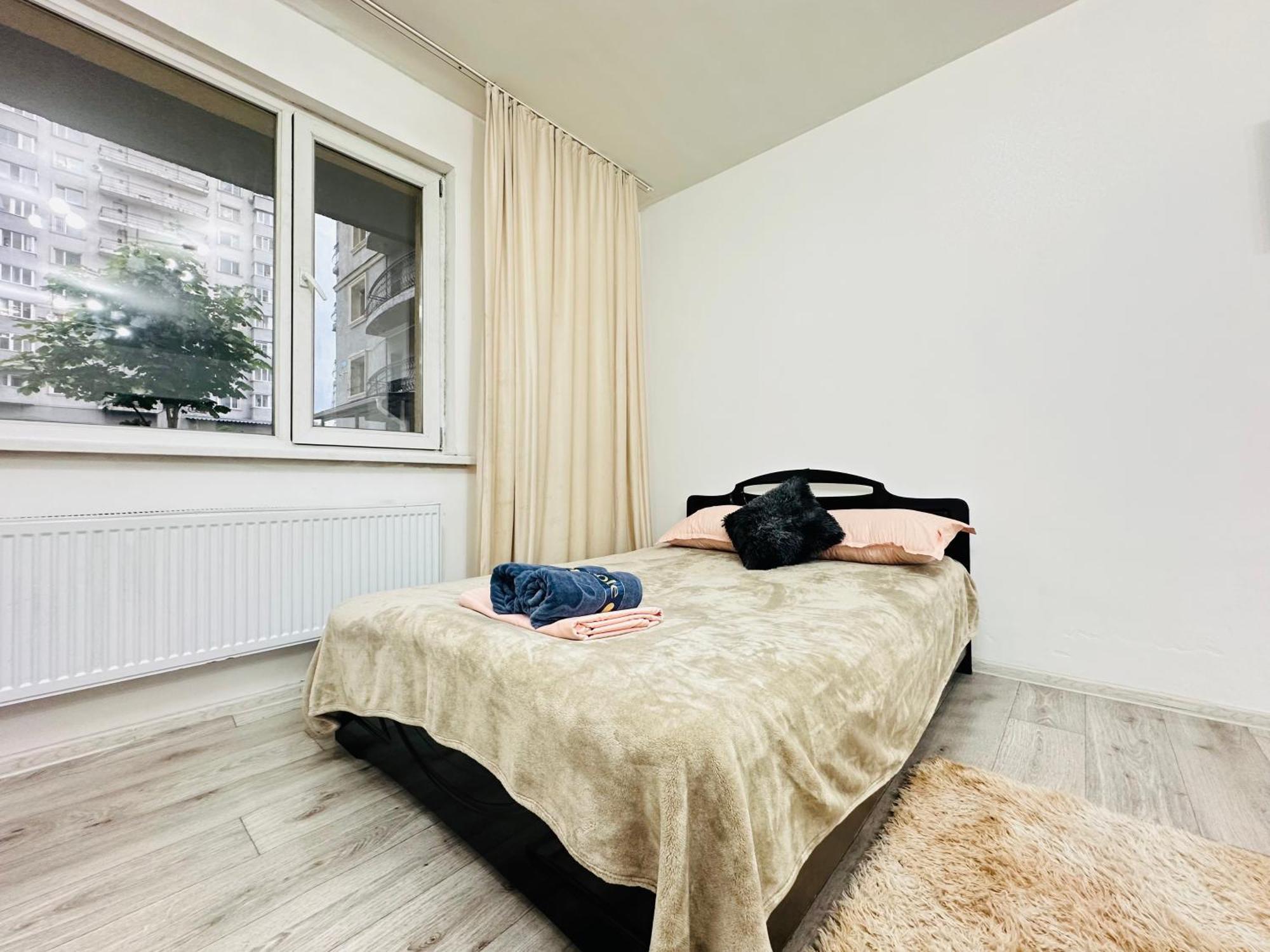 Квартира Для Большой Семьи Almaty Luaran gambar