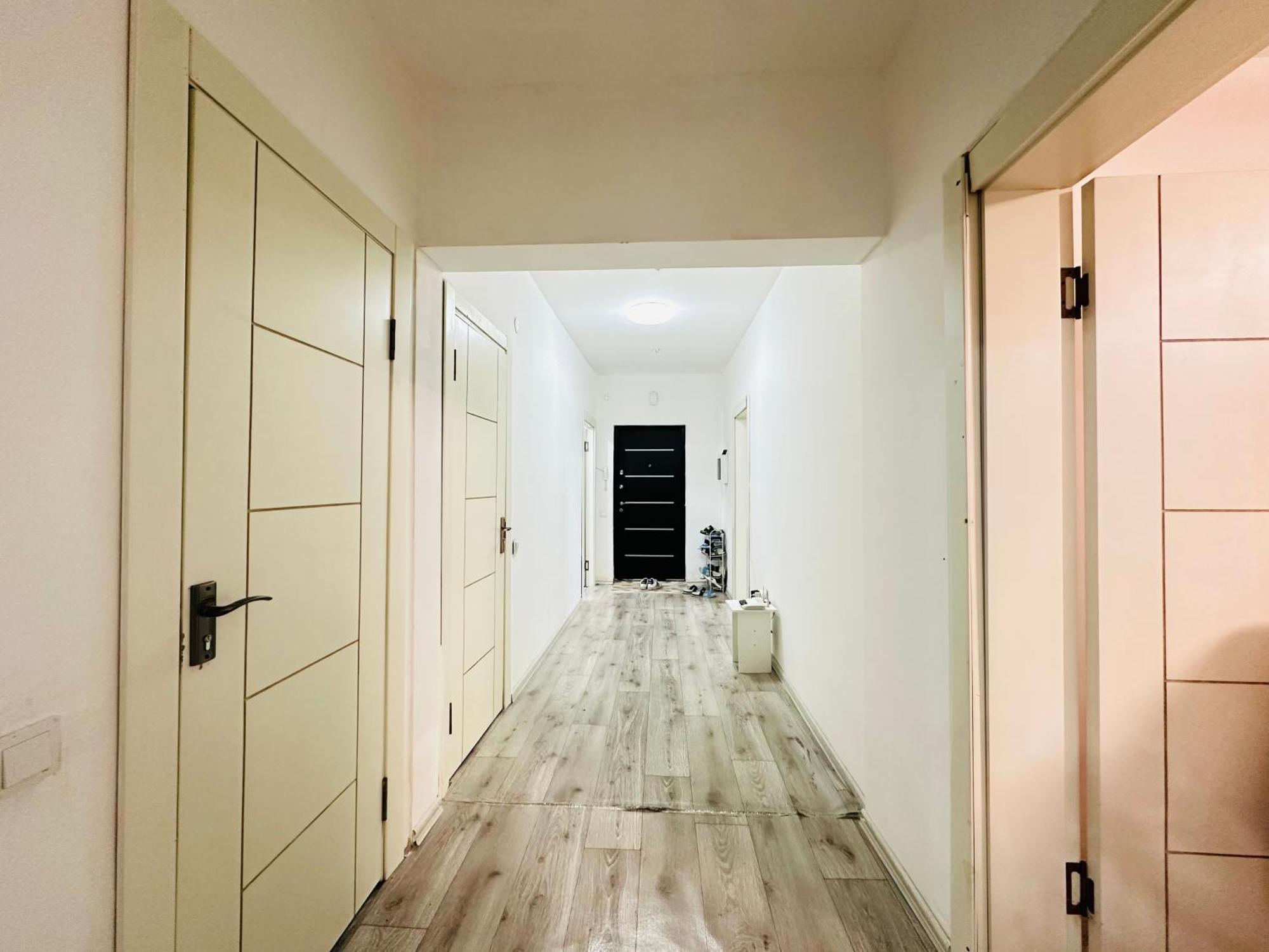 Квартира Для Большой Семьи Almaty Luaran gambar